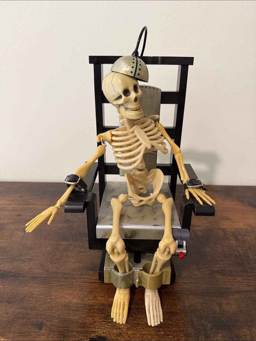 Gemmy Halloween Joltin Jack Skeleton In Electric Chair Animated Sound Decor Prop